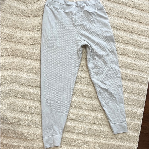 Lululemon women’s Athletica Gray Track Pants - Picture 6 of 7